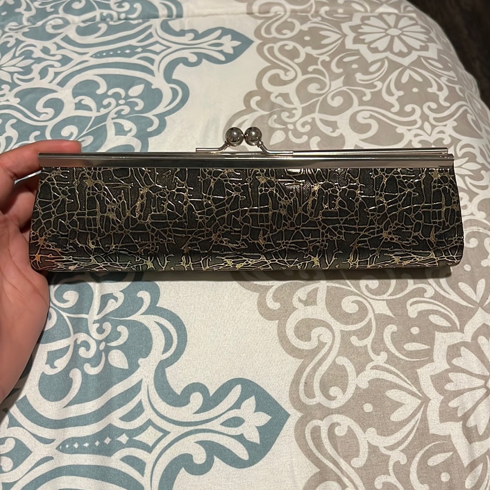 clutch purse